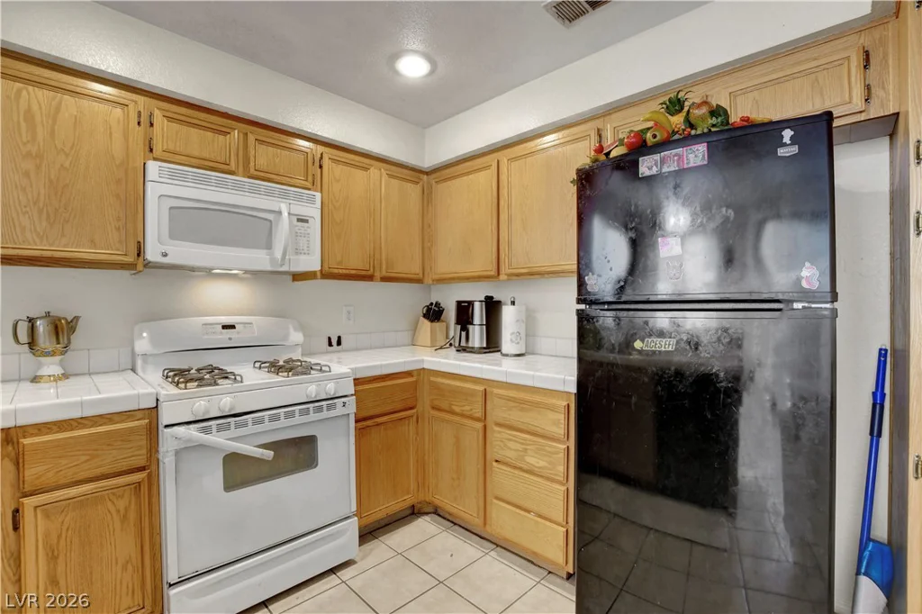5155 Tropicana, Las Vegas, NV 89103