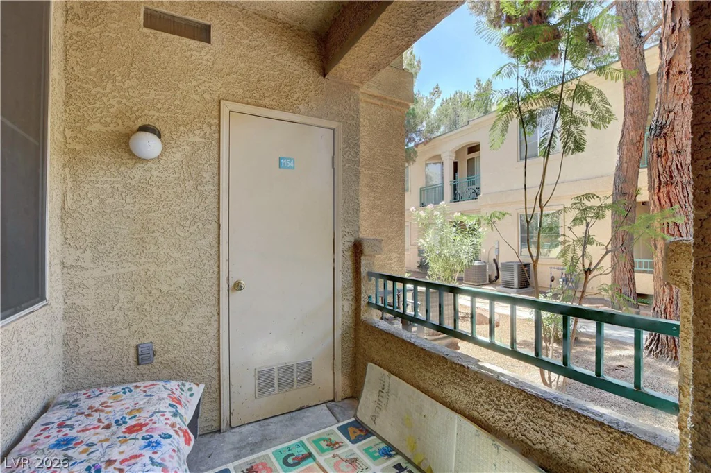 5155 Tropicana, Las Vegas, NV 89103