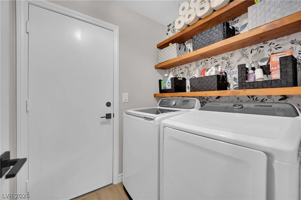 4913 Apache Valley, Las Vegas, NV 89131