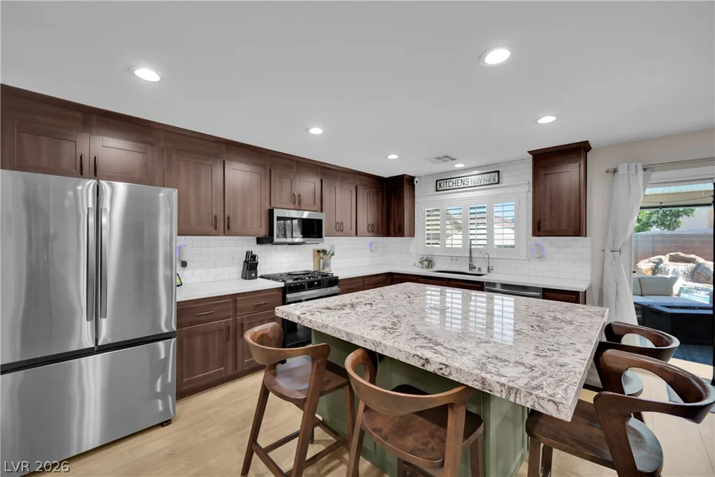 4913 Apache Valley, Las Vegas, NV 89131