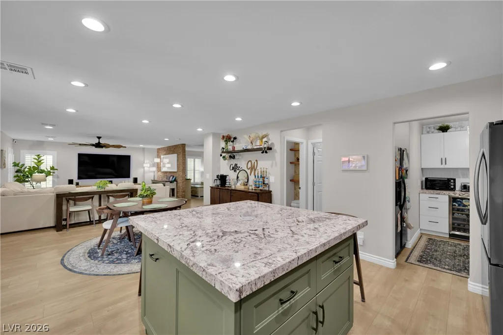4913 Apache Valley, Las Vegas, NV 89131