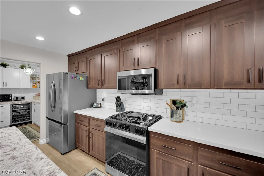 4913 Apache Valley, Las Vegas, NV 89131