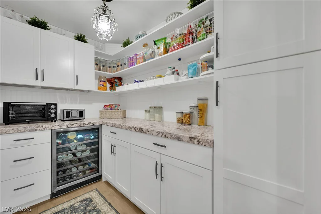 4913 Apache Valley, Las Vegas, NV 89131