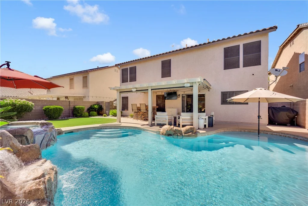4913 Apache Valley, Las Vegas, NV 89131