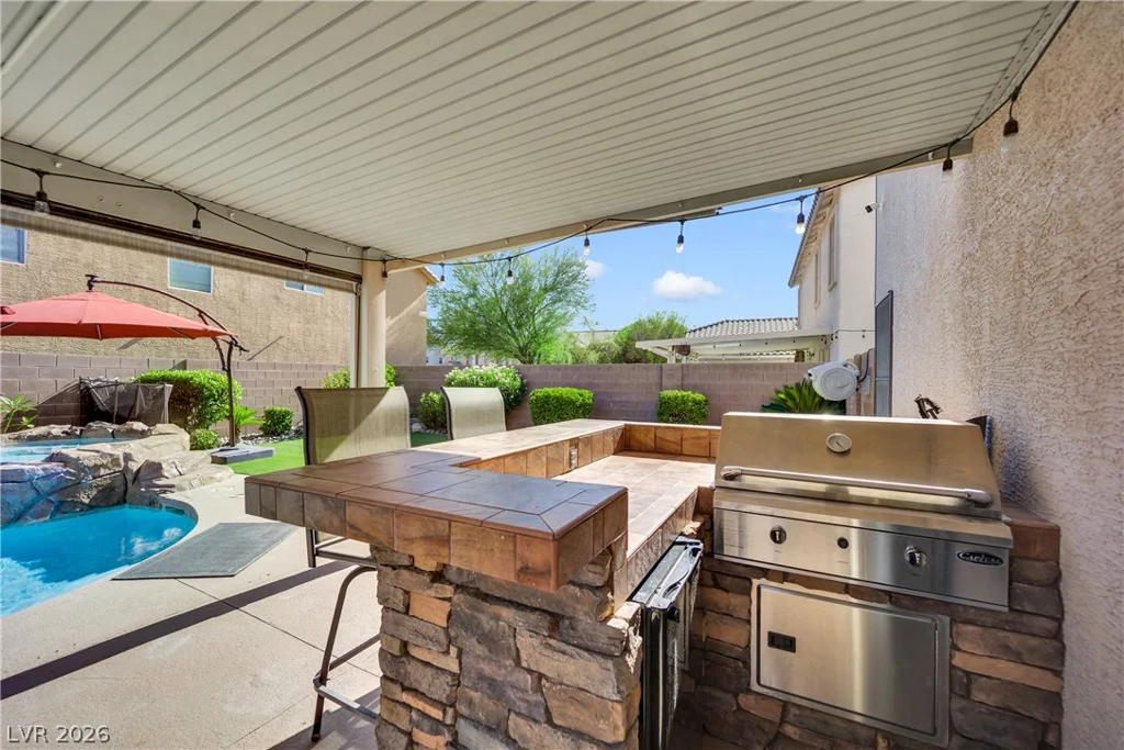 4913 Apache Valley, Las Vegas, NV 89131