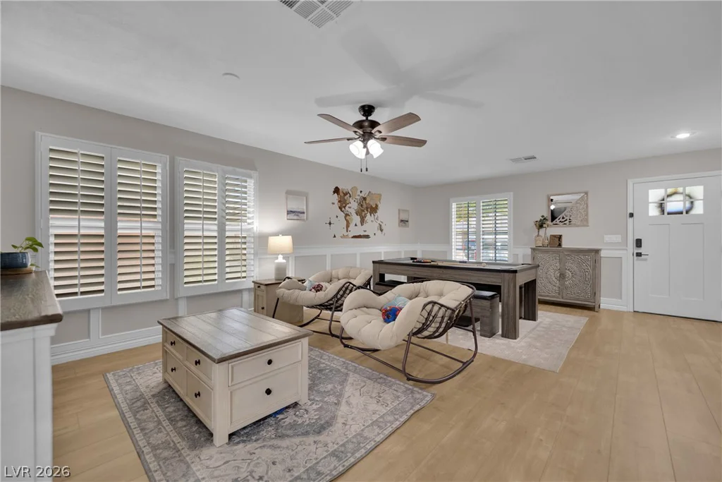 4913 Apache Valley, Las Vegas, NV 89131