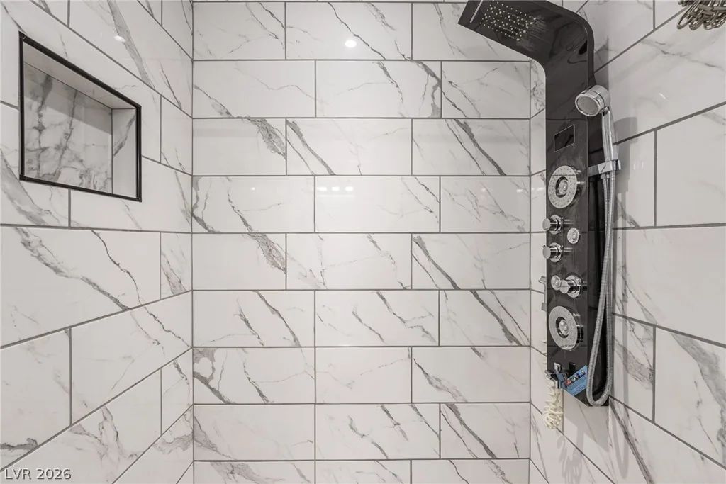 6101 Chelsea, Las Vegas, NV 89107
