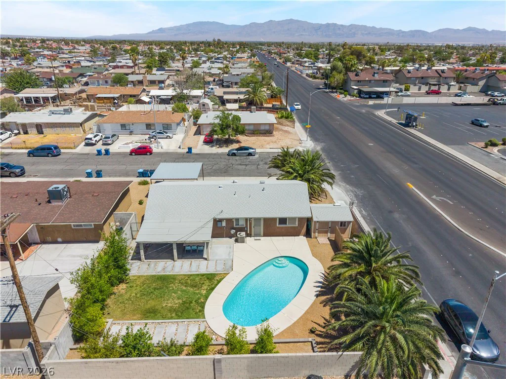6101 Chelsea, Las Vegas, NV 89107
