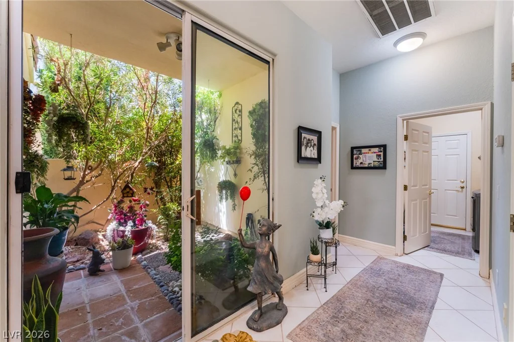 5216 Painted Lakes, Las Vegas, NV 89149