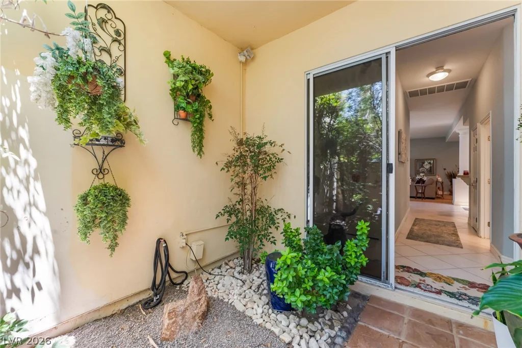 5216 Painted Lakes, Las Vegas, NV 89149