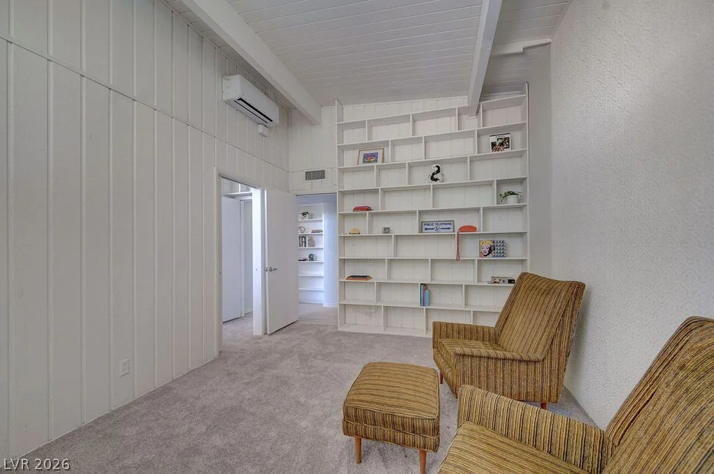549 Canosa, Las Vegas, NV 89104