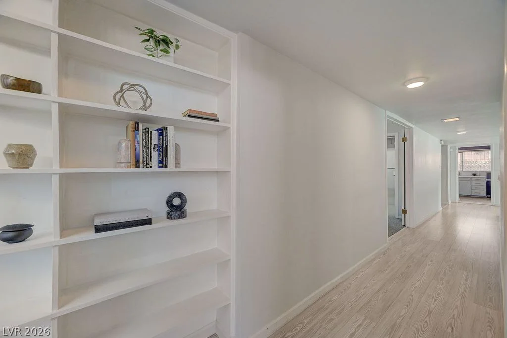 549 Canosa, Las Vegas, NV 89104