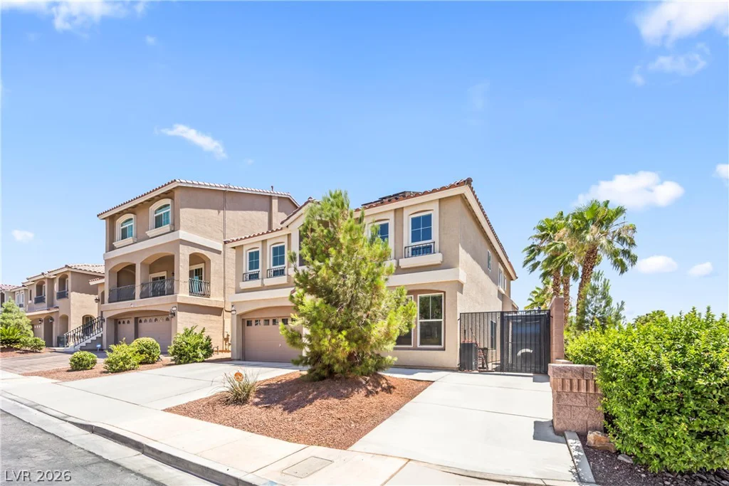 8256 Dover Canyon, Las Vegas, NV 89139