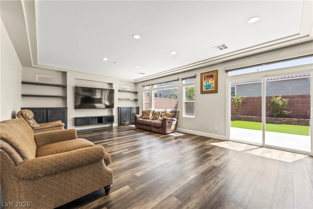 8256 Dover Canyon, Las Vegas, NV 89139