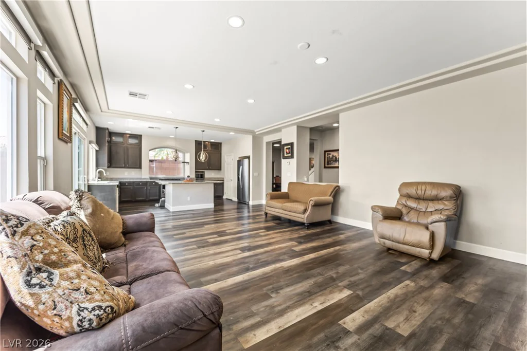 8256 Dover Canyon, Las Vegas, NV 89139
