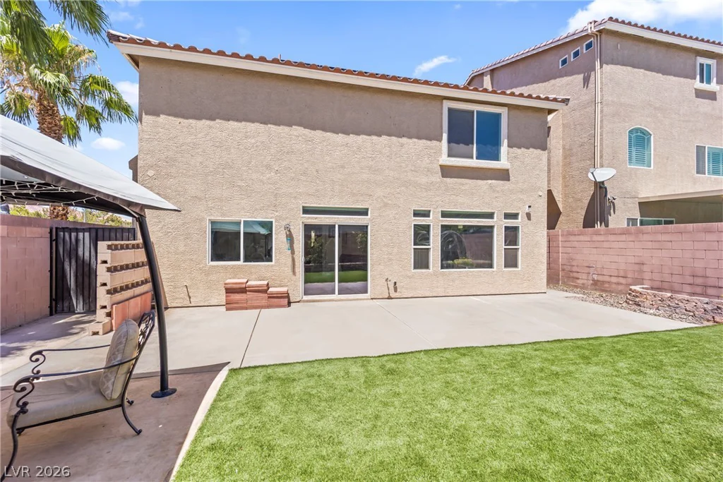 8256 Dover Canyon, Las Vegas, NV 89139