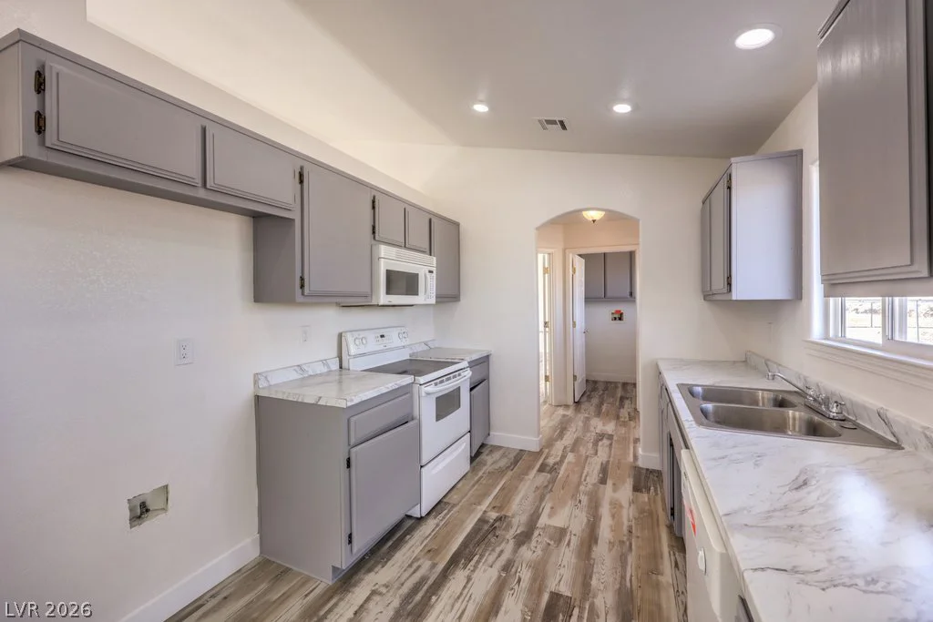 3950 Rainbow, Pahrump, NV 89048