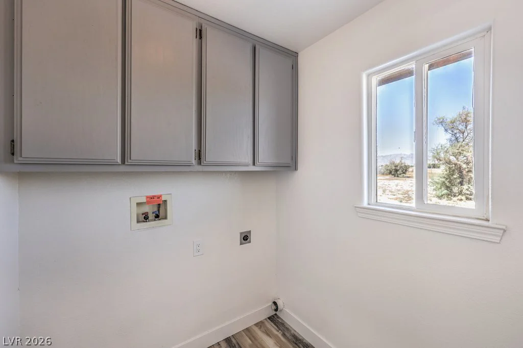 3950 Rainbow, Pahrump, NV 89048