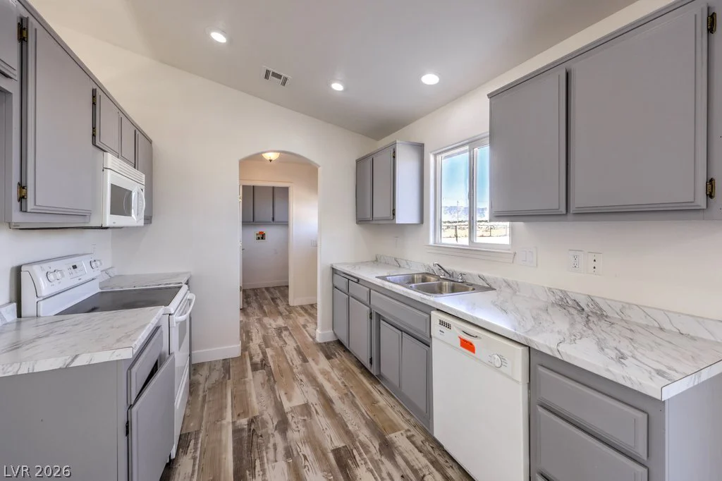3950 Rainbow, Pahrump, NV 89048