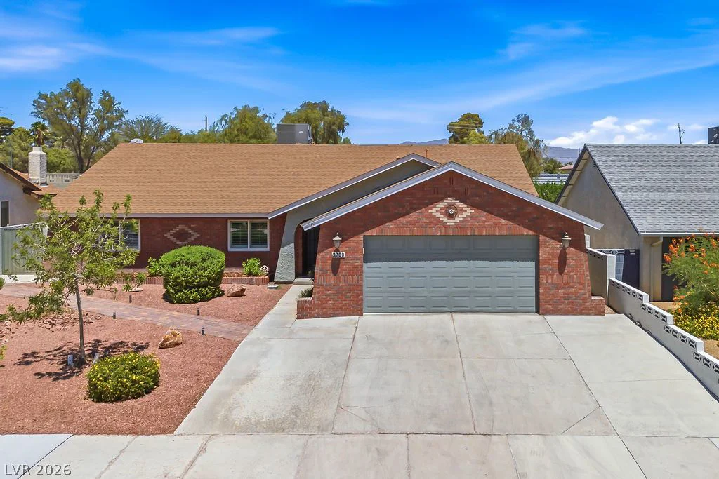 3700 Briarglen, Las Vegas, NV 89108
