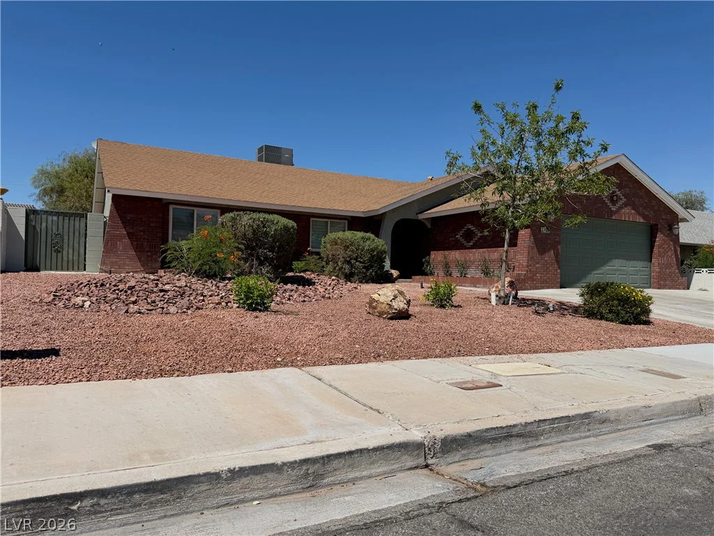 3700 Briarglen, Las Vegas, NV 89108