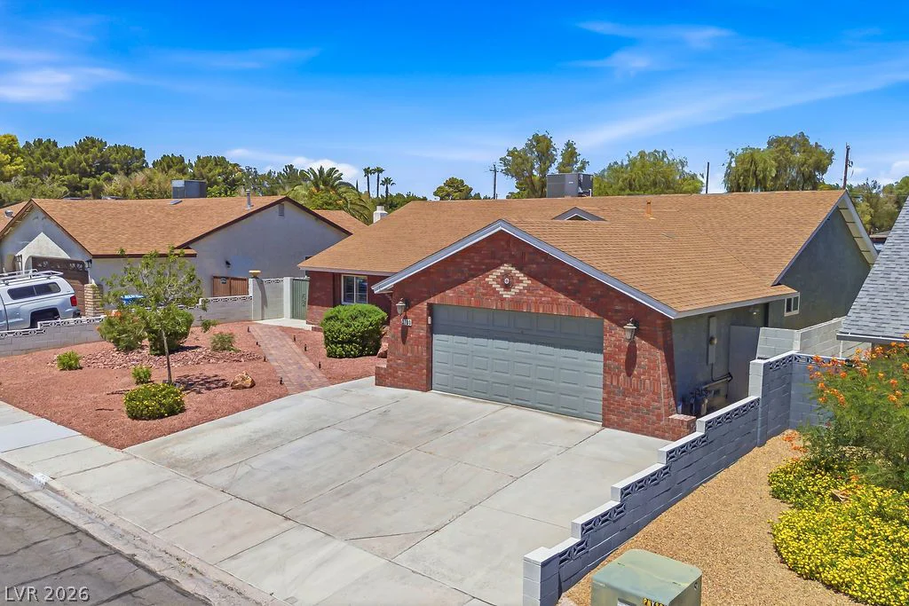 3700 Briarglen, Las Vegas, NV 89108