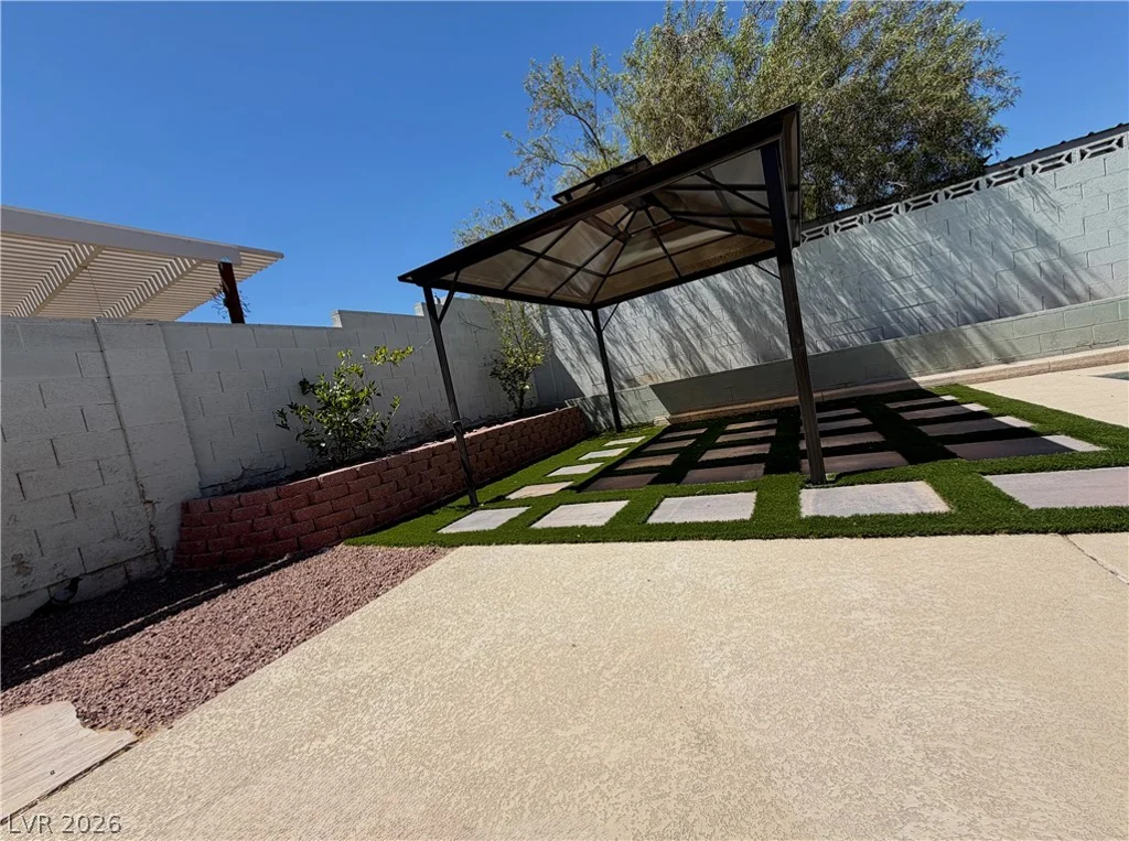 3700 Briarglen, Las Vegas, NV 89108