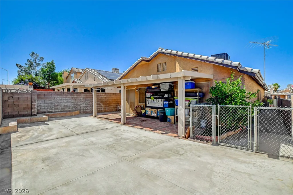 6513 Wild River, Las Vegas, NV 89108