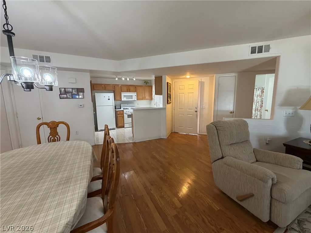 4555 Sahara, Las Vegas, NV 89104