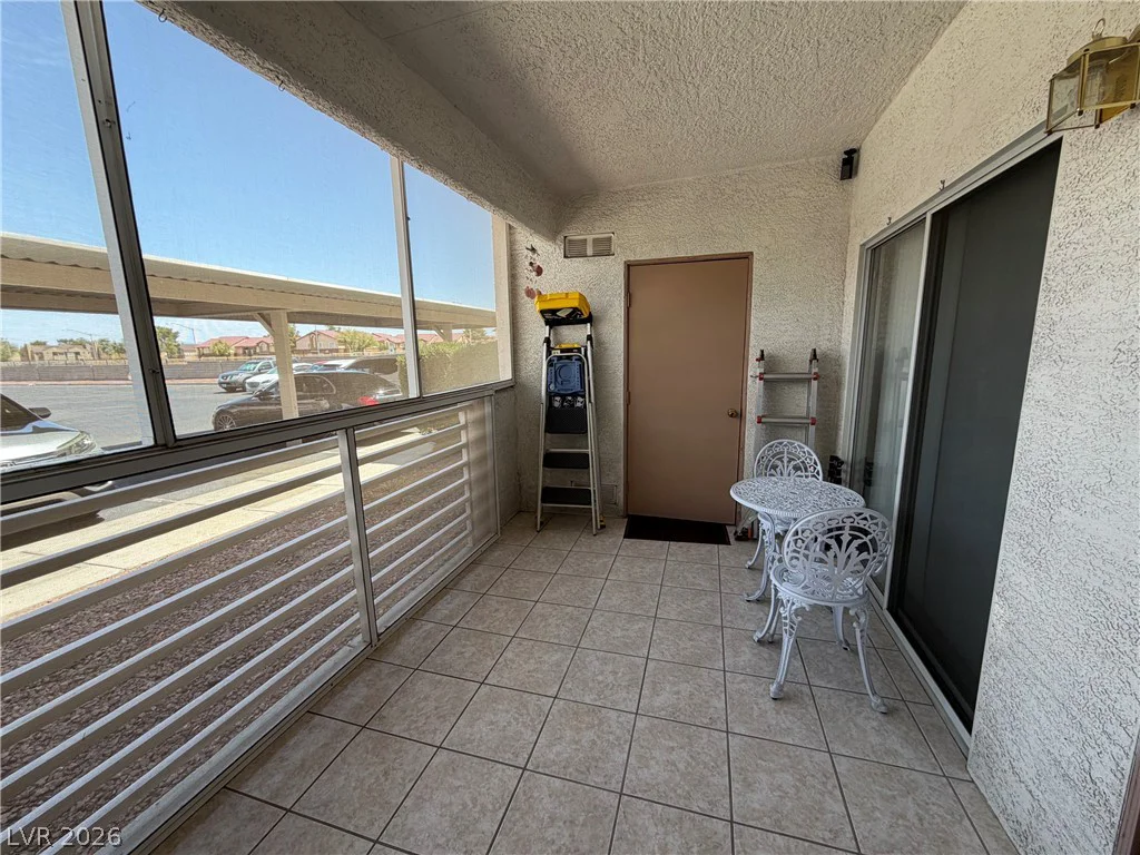4555 Sahara, Las Vegas, NV 89104