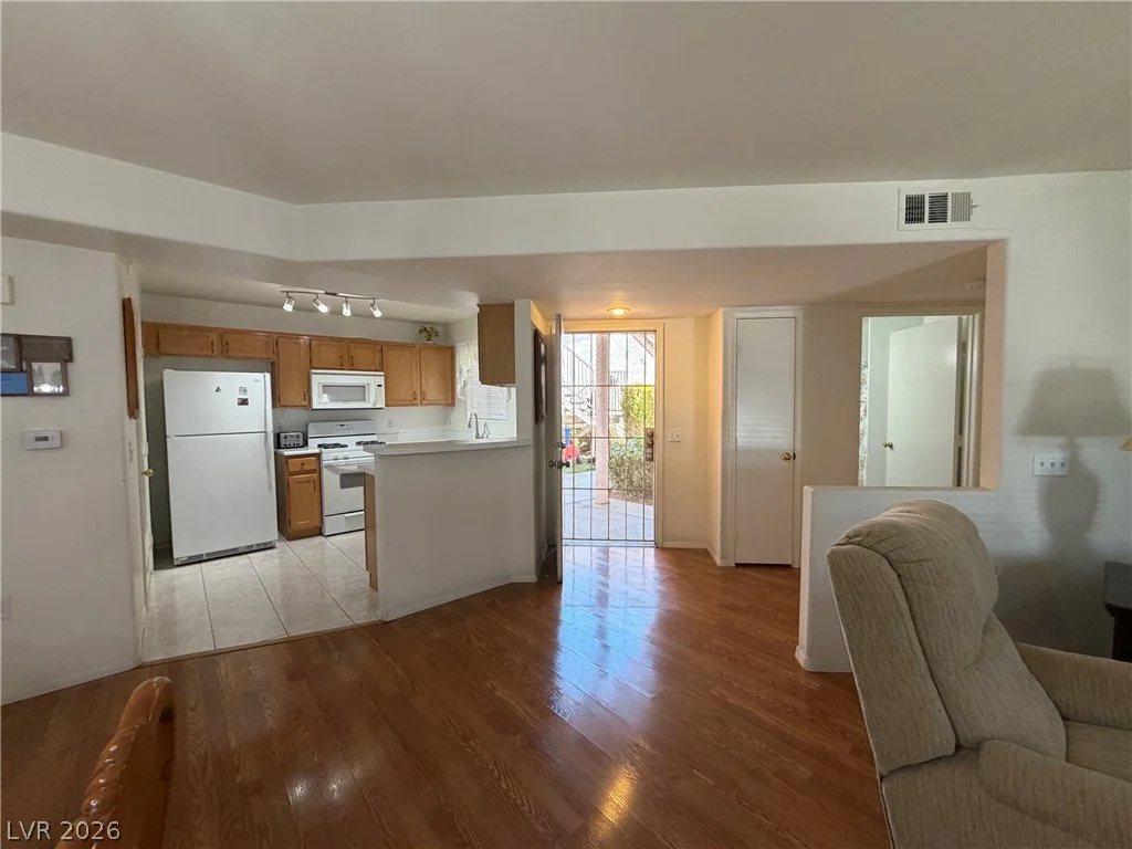 4555 Sahara, Las Vegas, NV 89104