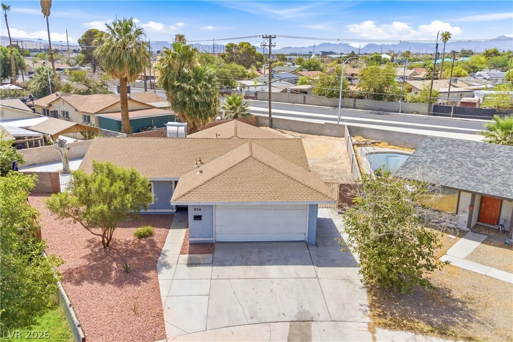 904 Vaughn St., Las Vegas, NV 89101