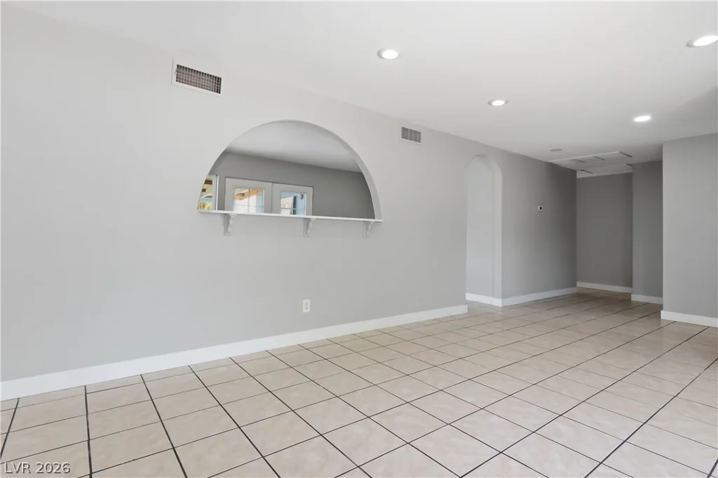 904 Vaughn St., Las Vegas, NV 89101