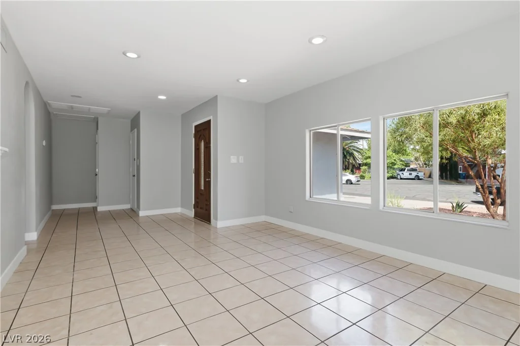 904 Vaughn St., Las Vegas, NV 89101