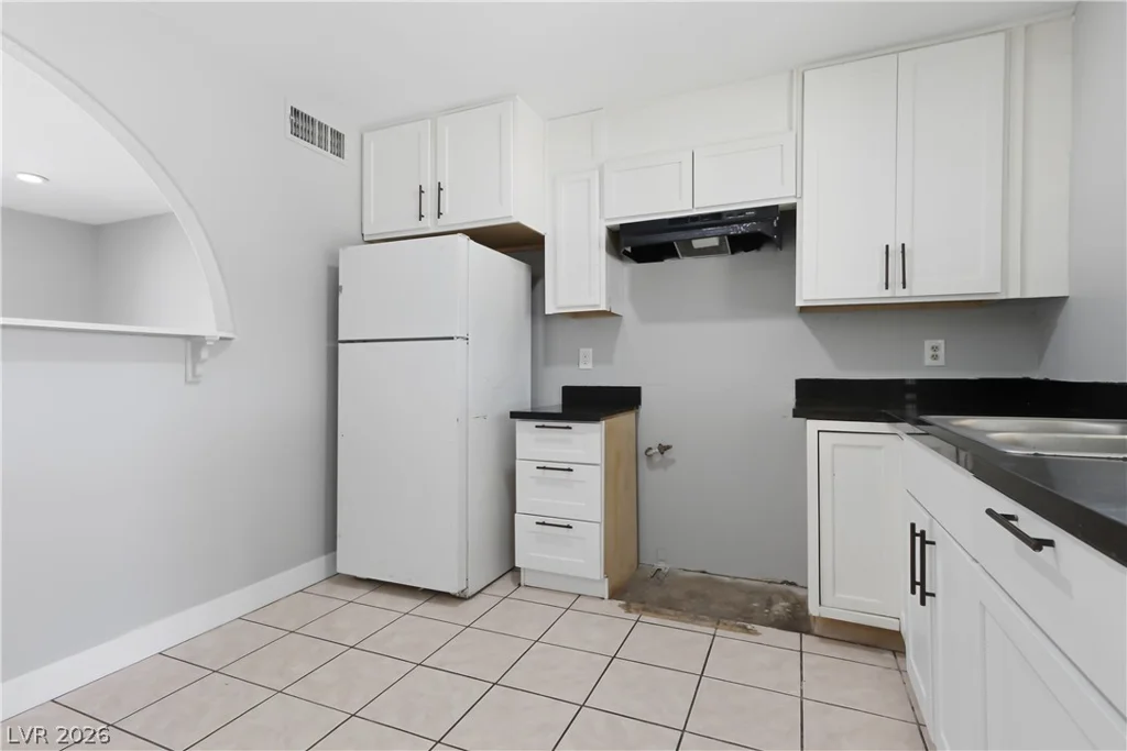 904 Vaughn St., Las Vegas, NV 89101