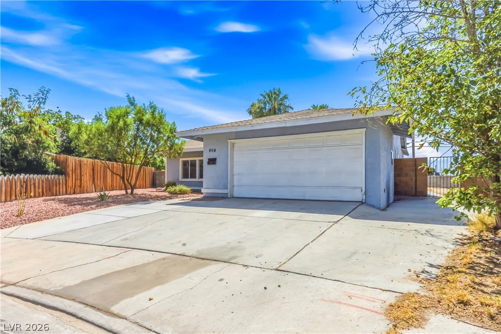 904 Vaughn St., Las Vegas, NV 89101