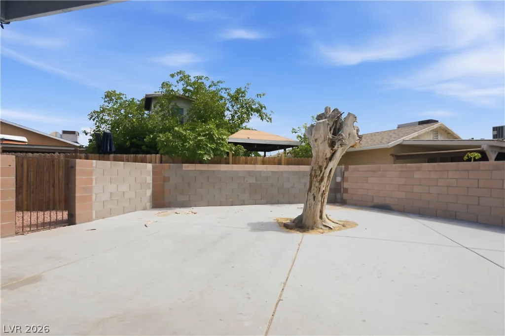 904 Vaughn St., Las Vegas, NV 89101