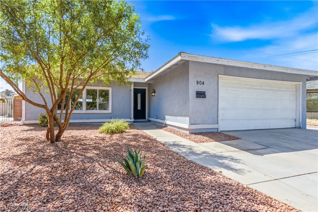 904 Vaughn St., Las Vegas, NV 89101