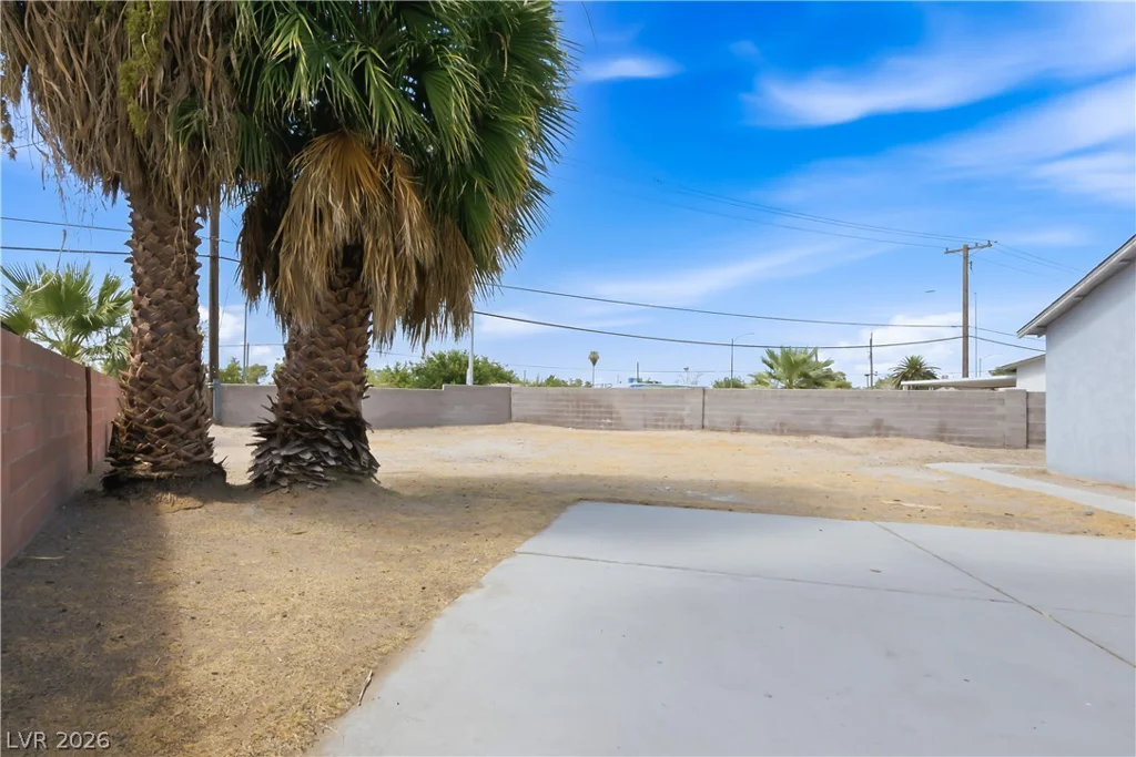 904 Vaughn St., Las Vegas, NV 89101