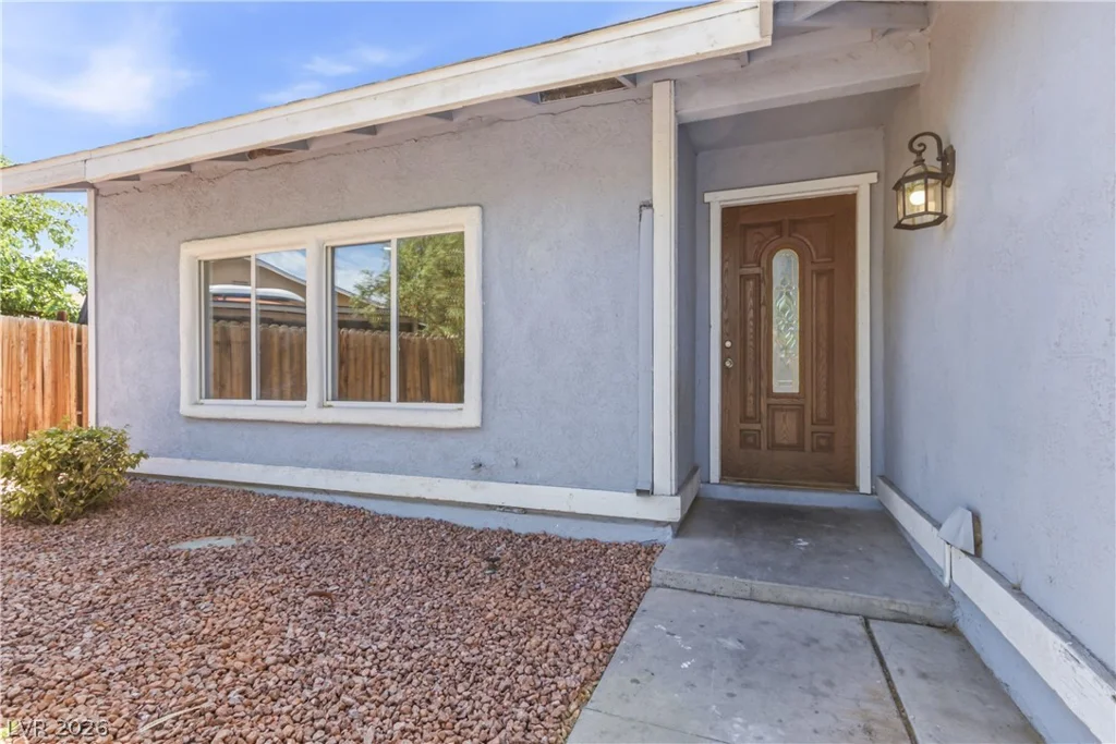 904 Vaughn St., Las Vegas, NV 89101