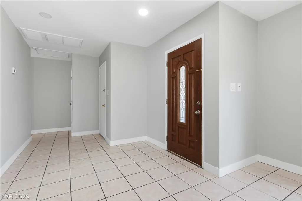 904 Vaughn St., Las Vegas, NV 89101
