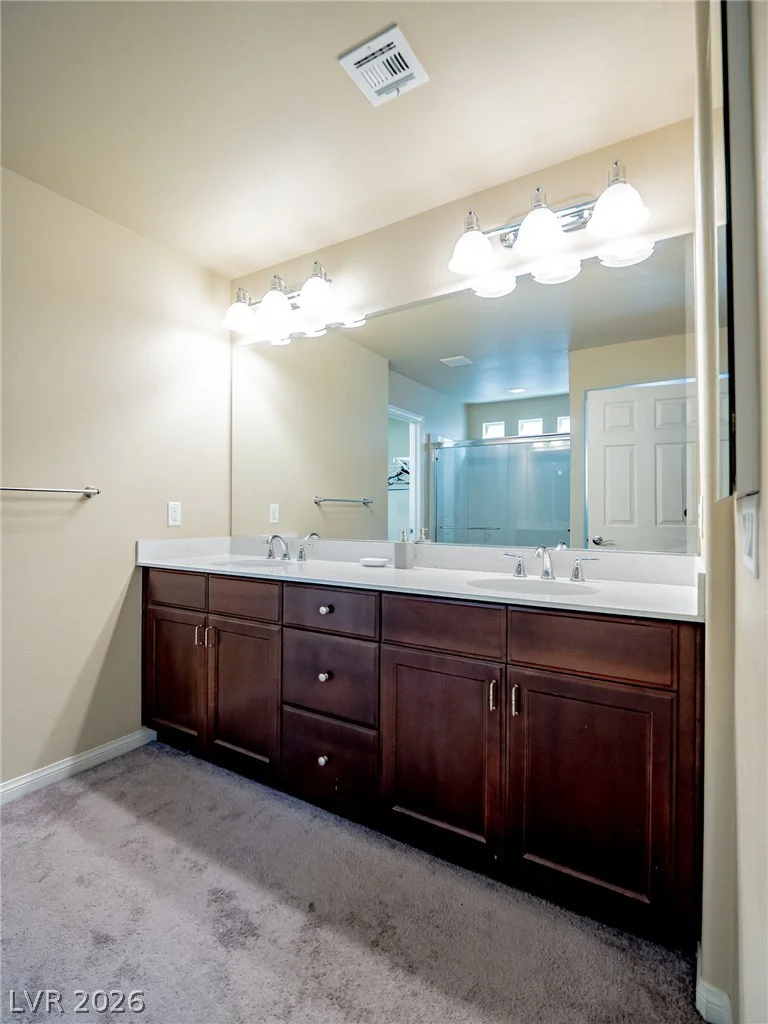 8104 Russell Creek, Las Vegas, NV 89139