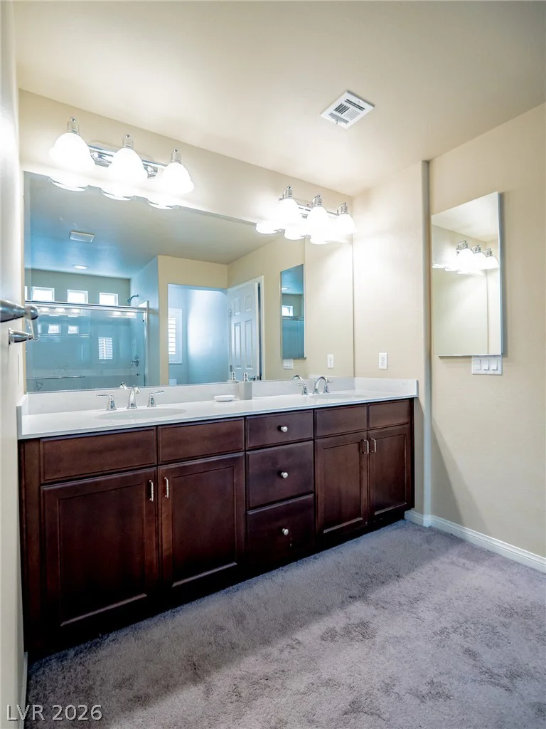 8104 Russell Creek, Las Vegas, NV 89139