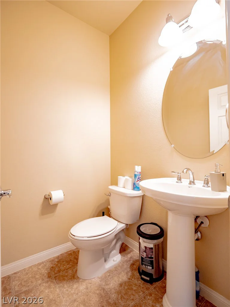 8104 Russell Creek, Las Vegas, NV 89139