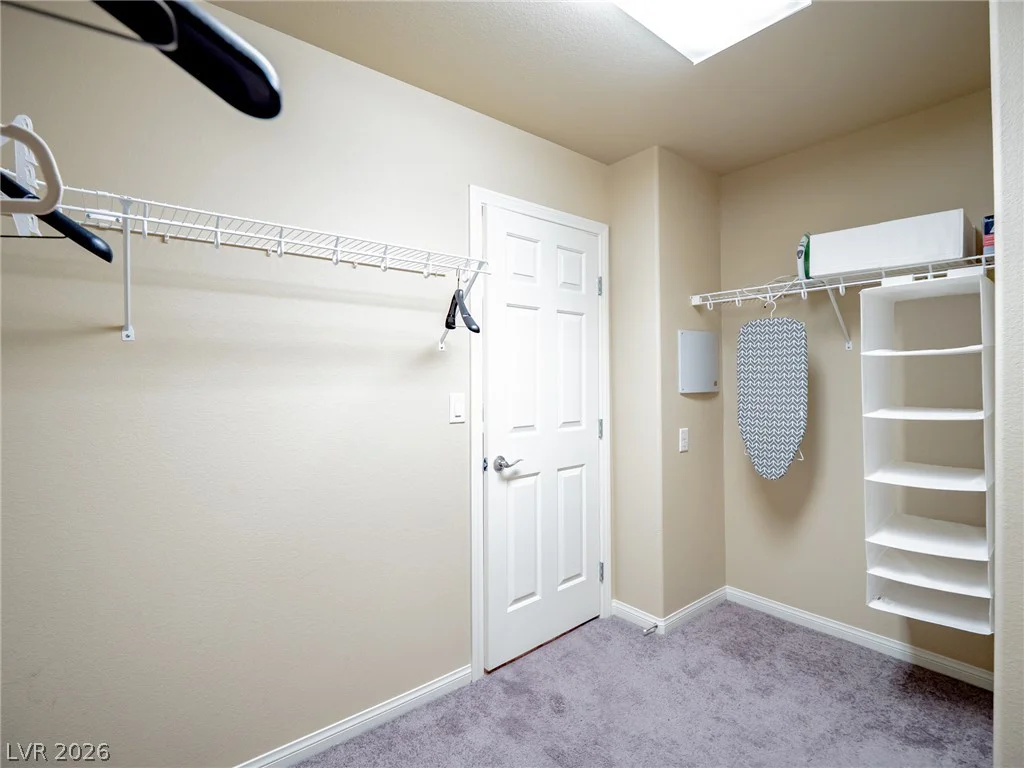 8104 Russell Creek, Las Vegas, NV 89139