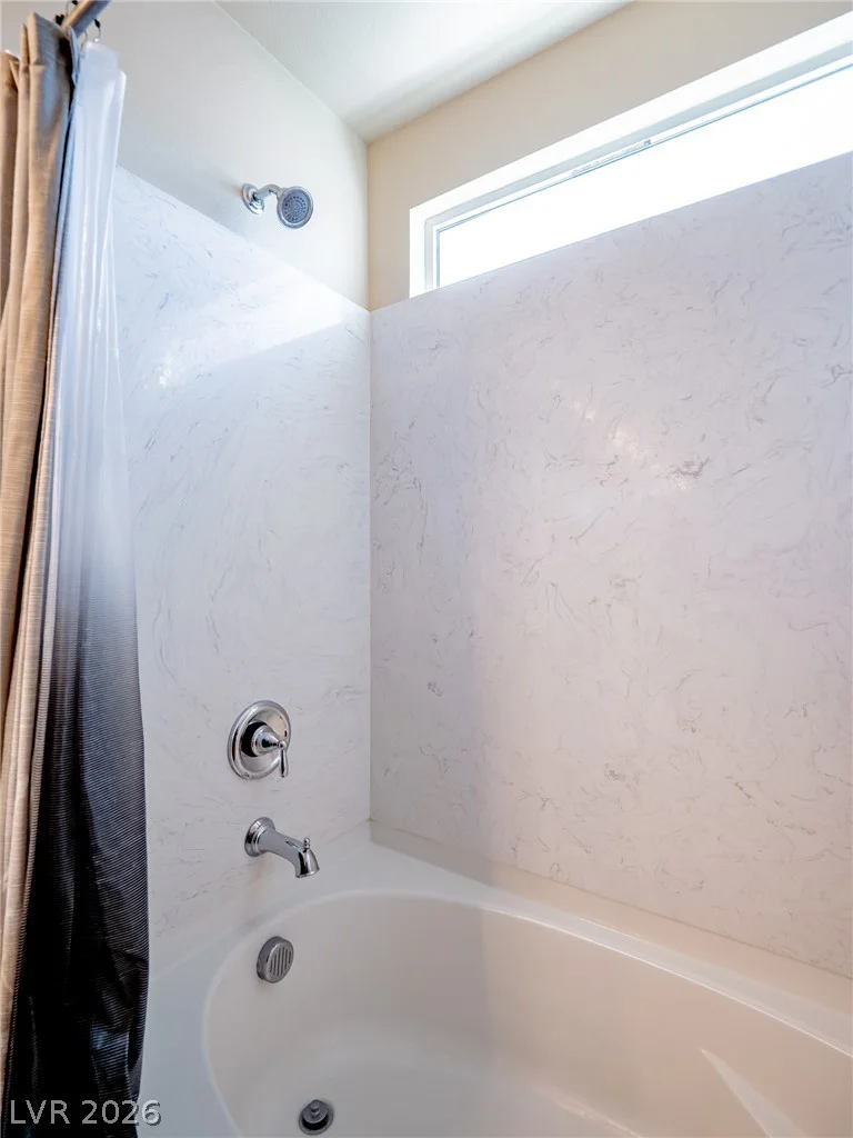 8104 Russell Creek, Las Vegas, NV 89139