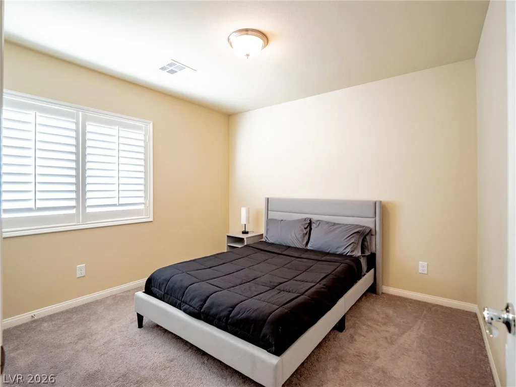 8104 Russell Creek, Las Vegas, NV 89139