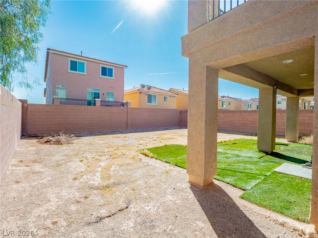 8104 Russell Creek, Las Vegas, NV 89139