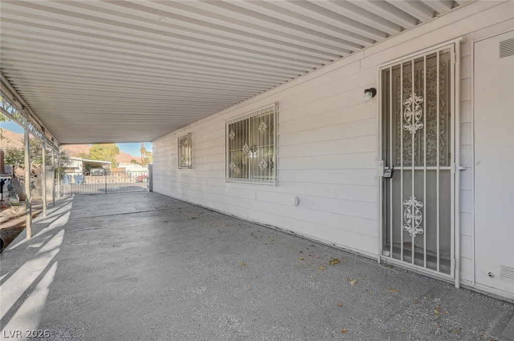293 Sir William, Las Vegas, NV 89110
