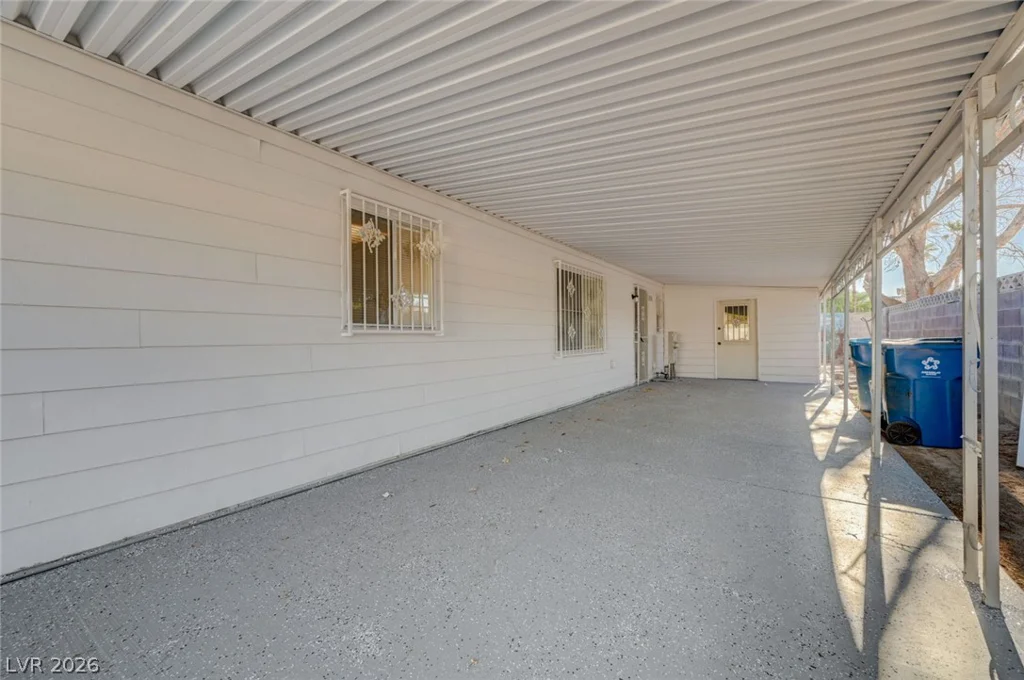 293 Sir William, Las Vegas, NV 89110